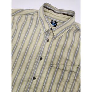 Kuhl Shirt Men's L Green‎ Short Sleeve Striped Button Up Outdoors Hiking Camping
